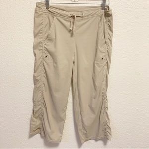 Lucy Athletic Capris Split hem, XS